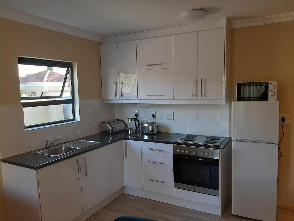 Shalom Self Catering Appartement Kaapstad Buitenkant foto